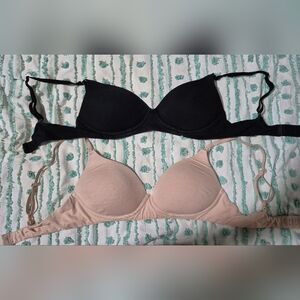 Old Navy Black and Cream Nursing Bra Duo